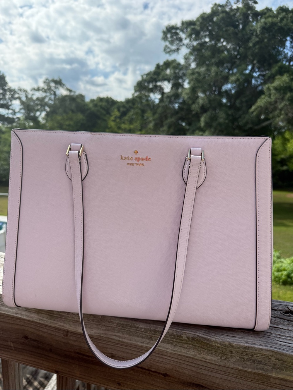 Authentic Kate Spade Madison Saffiano East West leather laptop case - Picture 1 of 10